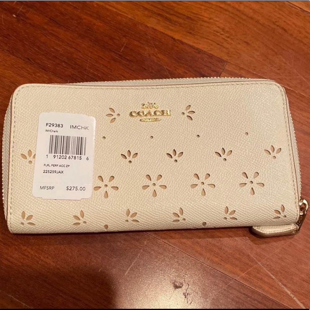 Coach wallet